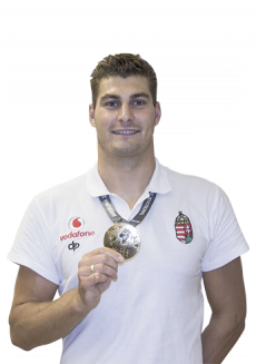 ÁDÁM DECKER